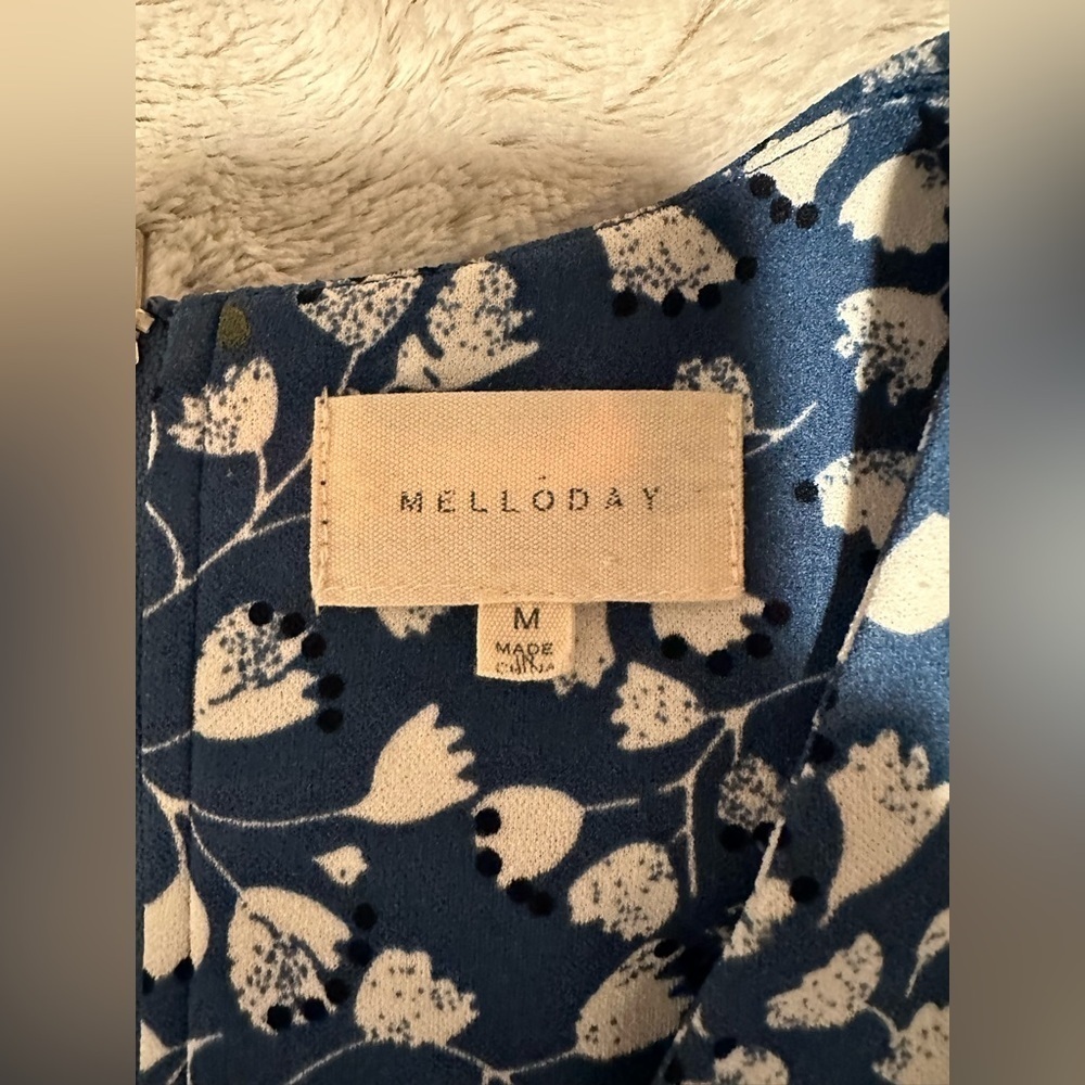 MELLODAY Floral Crepe Top Blouse - Picture 4 of 9